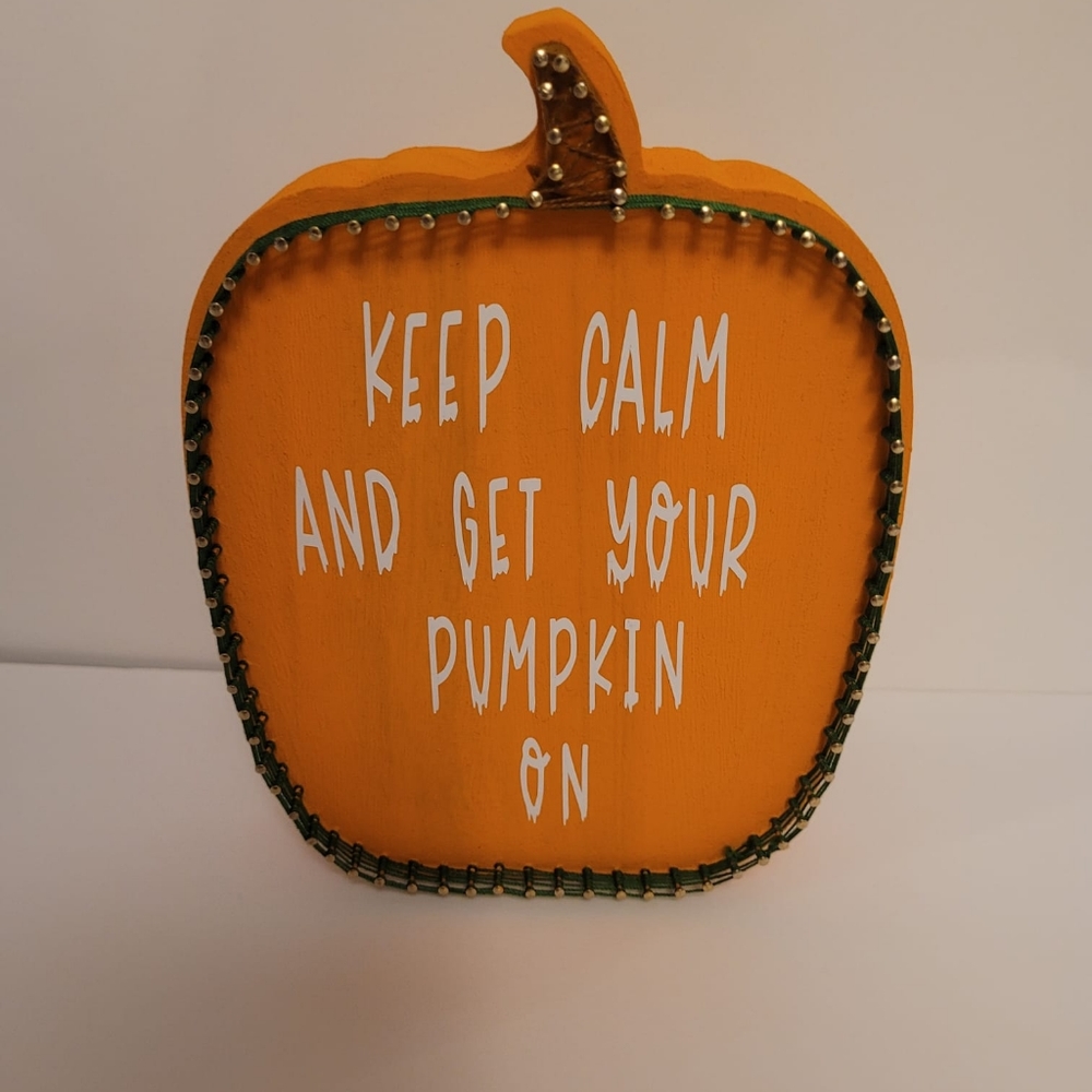 8" Halloween string art pumpkin decor